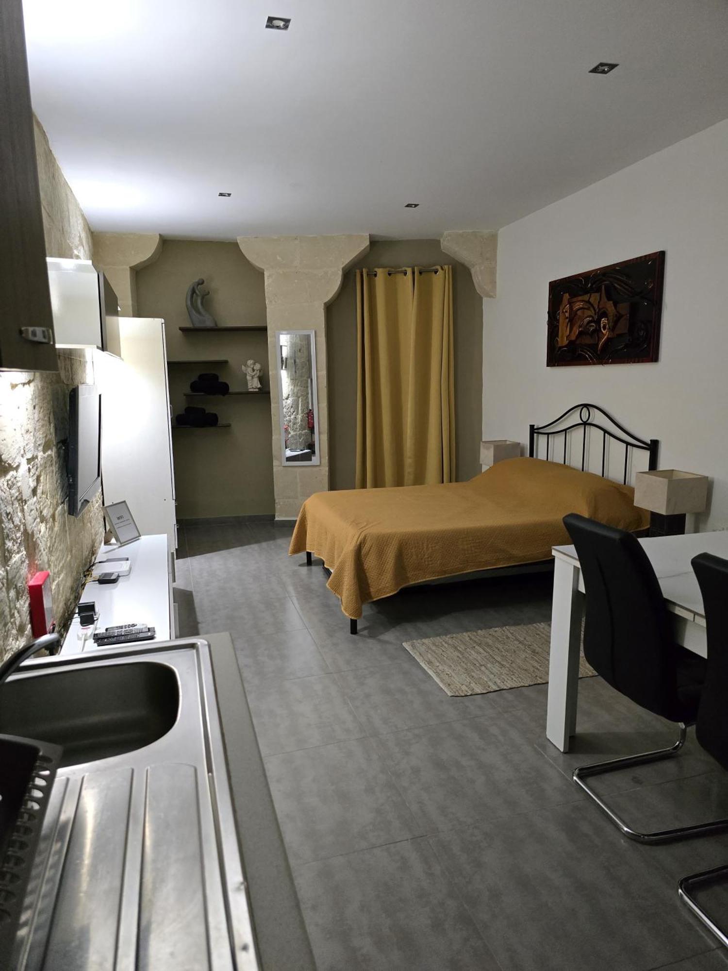 Hotel Sqaq Numru 1 Accomodation Rabat Esterno foto