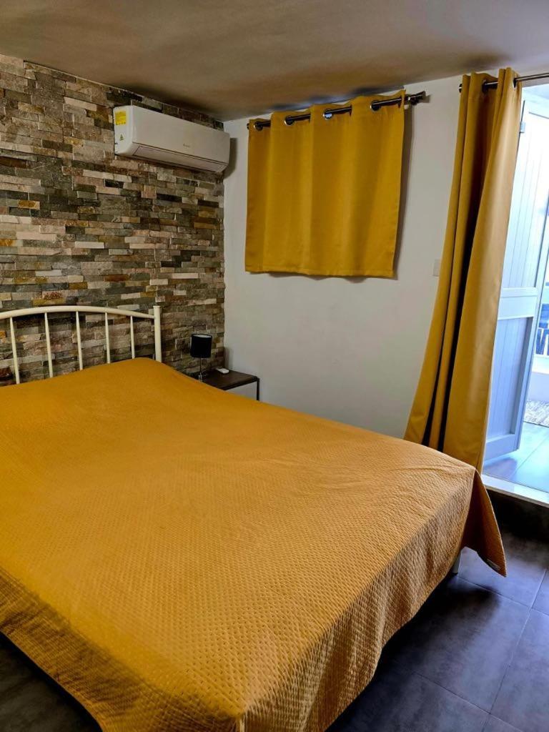 Hotel Sqaq Numru 1 Accomodation Rabat Esterno foto